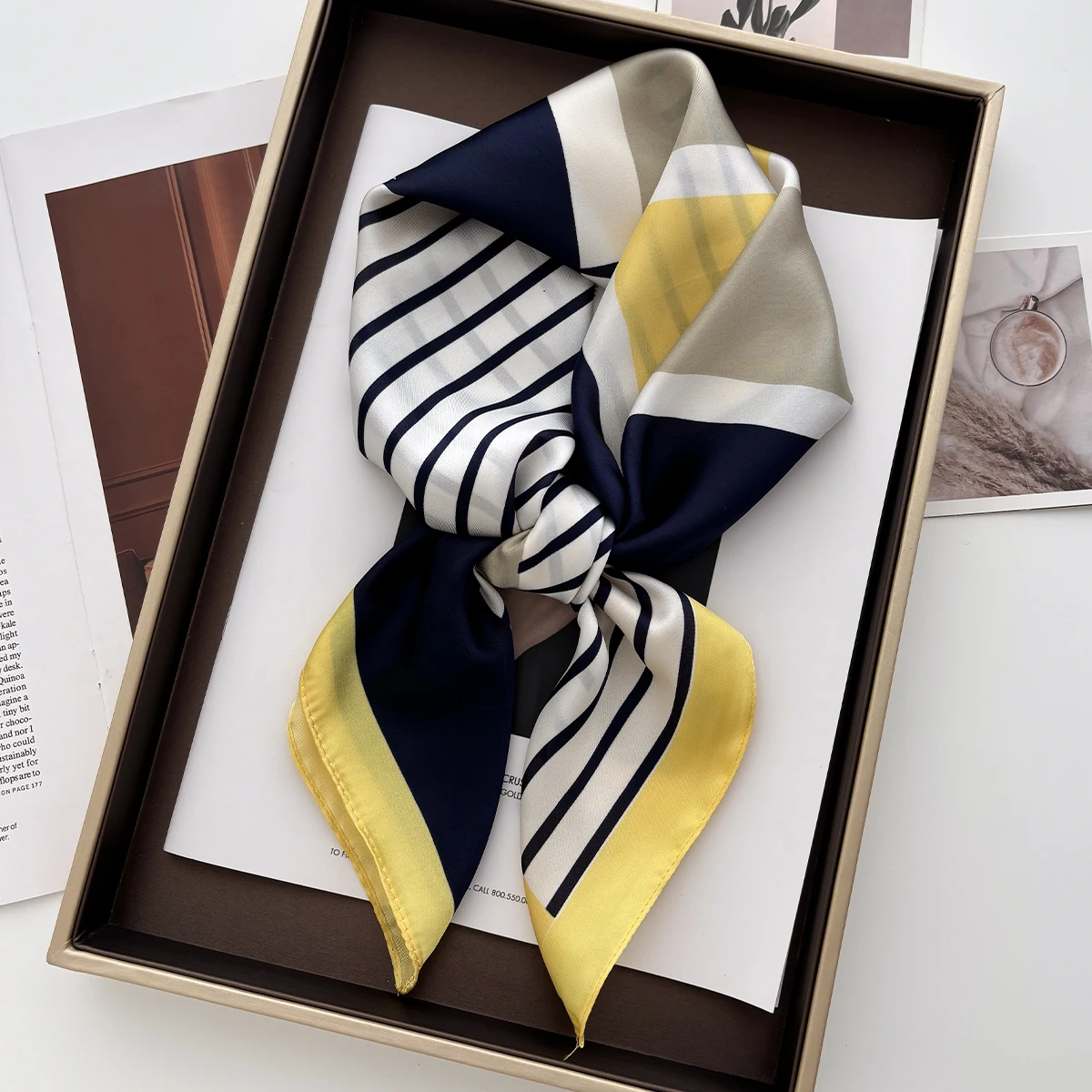 Women Fashion Necktie - 70cm 여성용 소프트 새틴 스퀘어 스카프